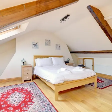 2 Bed In Oc-w400 *